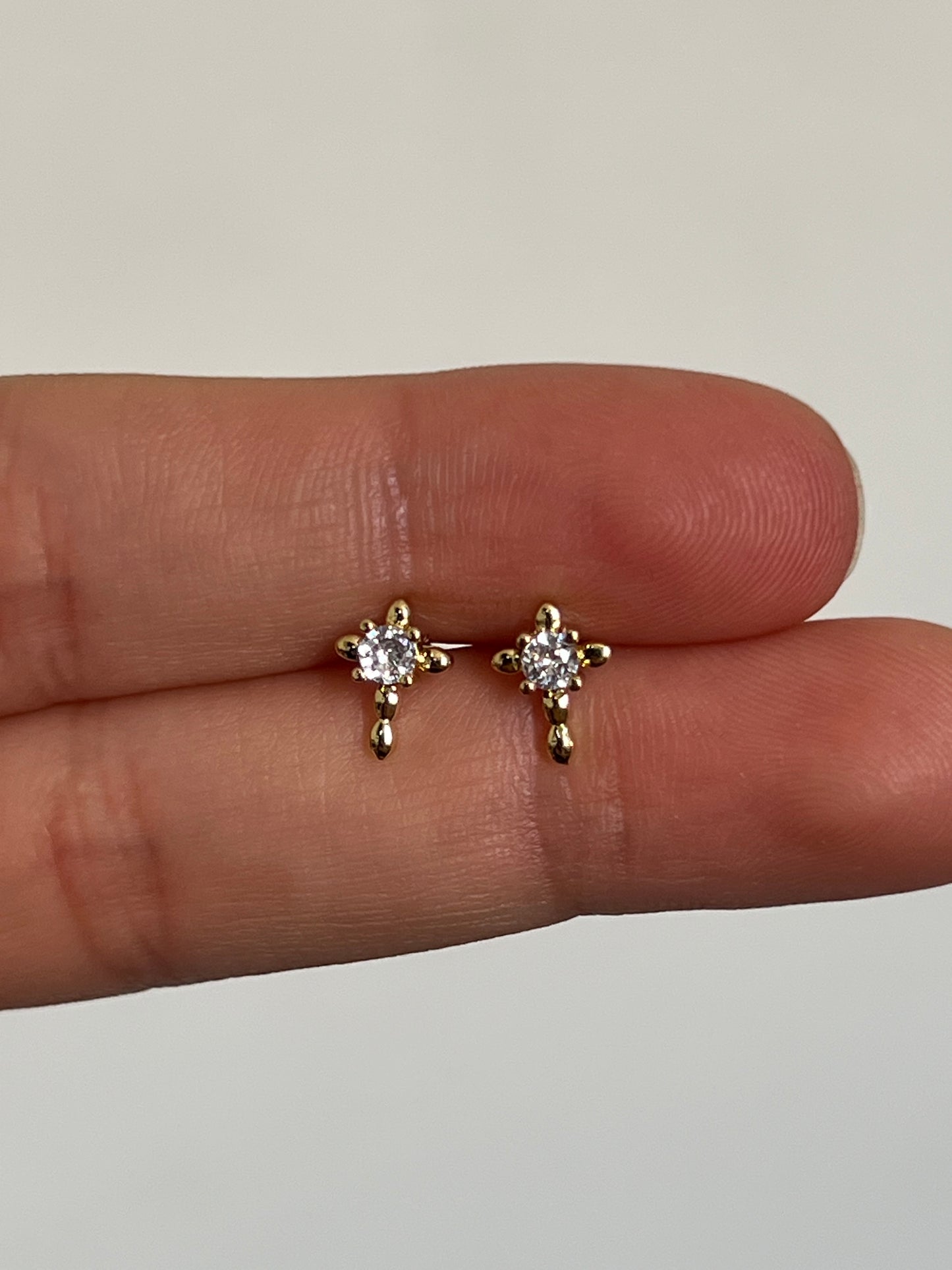 Aros cruz cristal