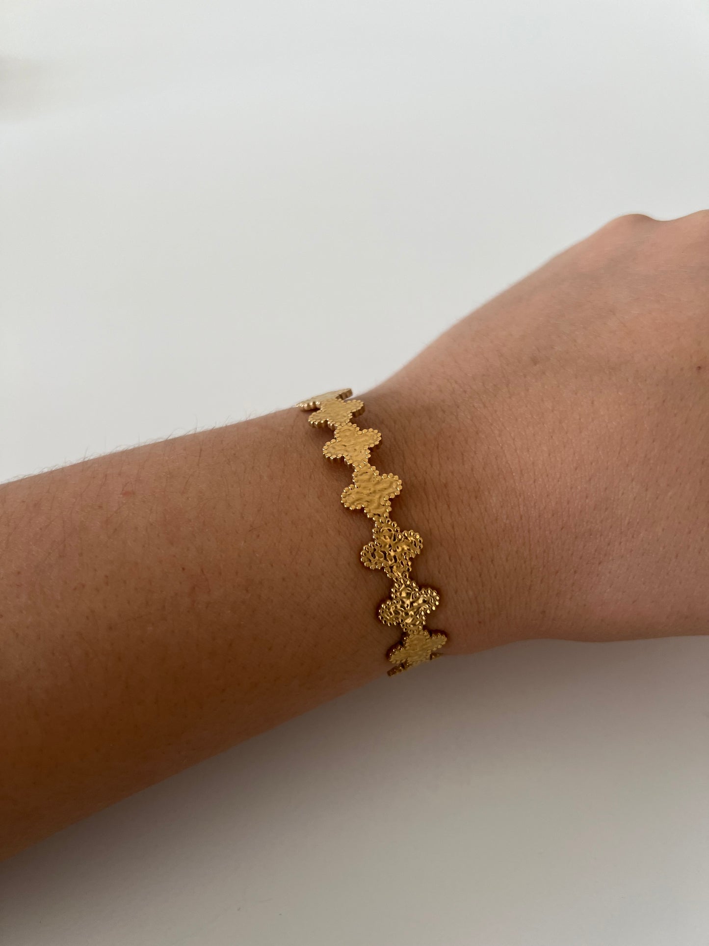 Pulsera ajust Trébol abierta