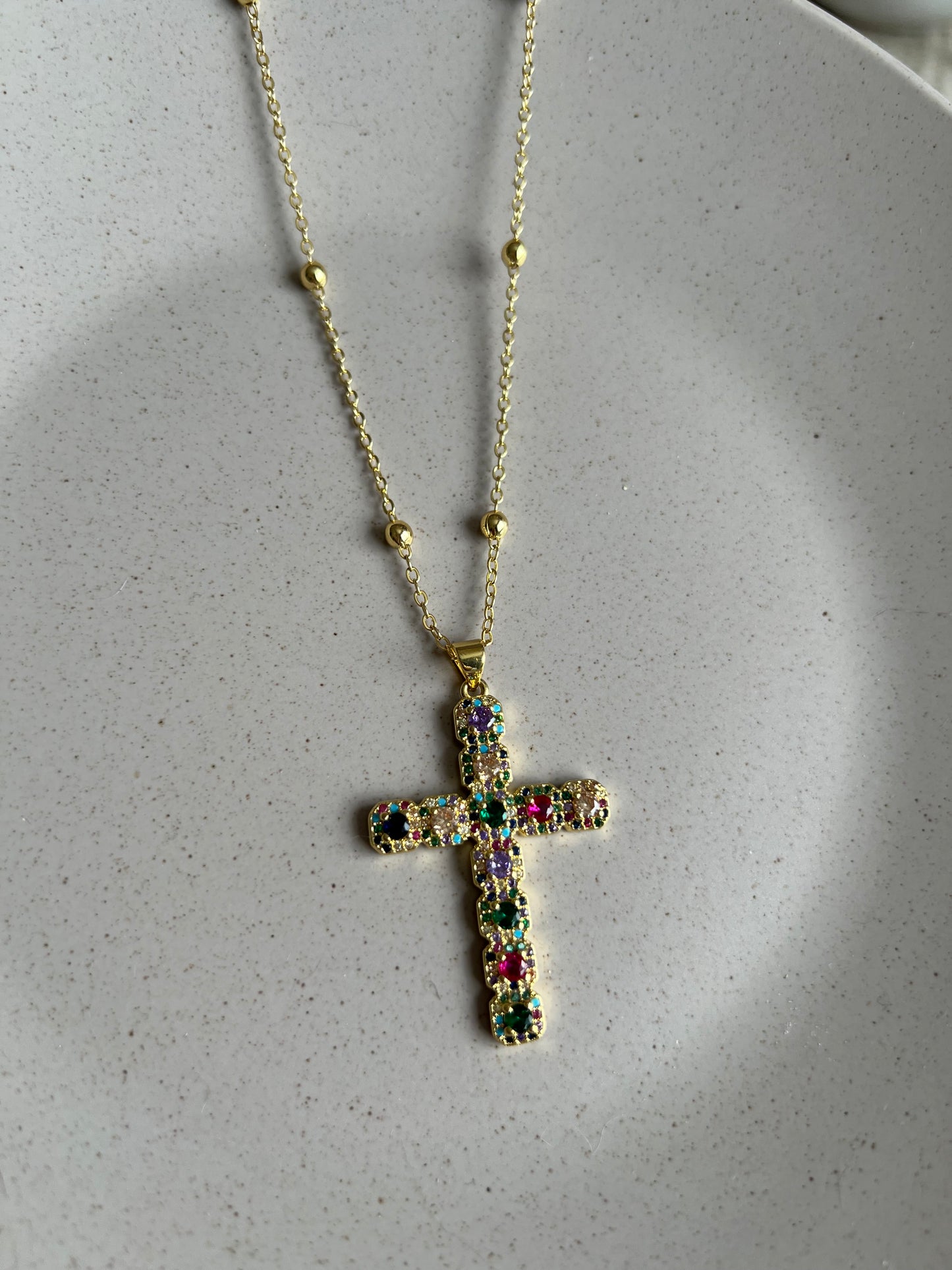 Collar cruz colores
