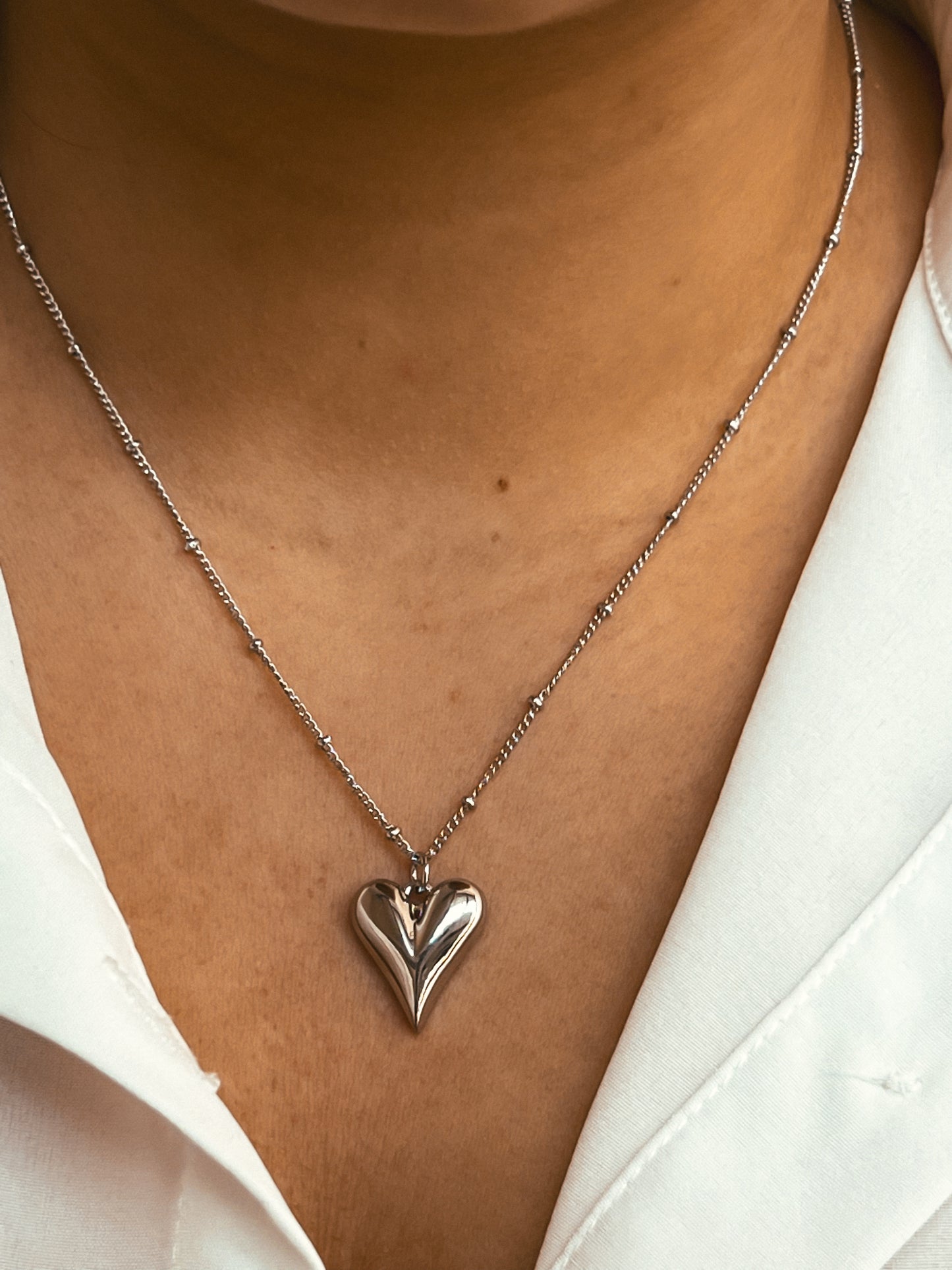 Collar Love Inflado Plateado