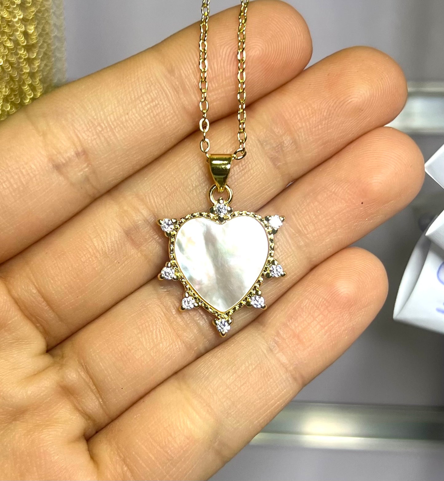Collar corazón Nácar
