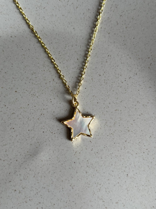 Collar estrella Nácar